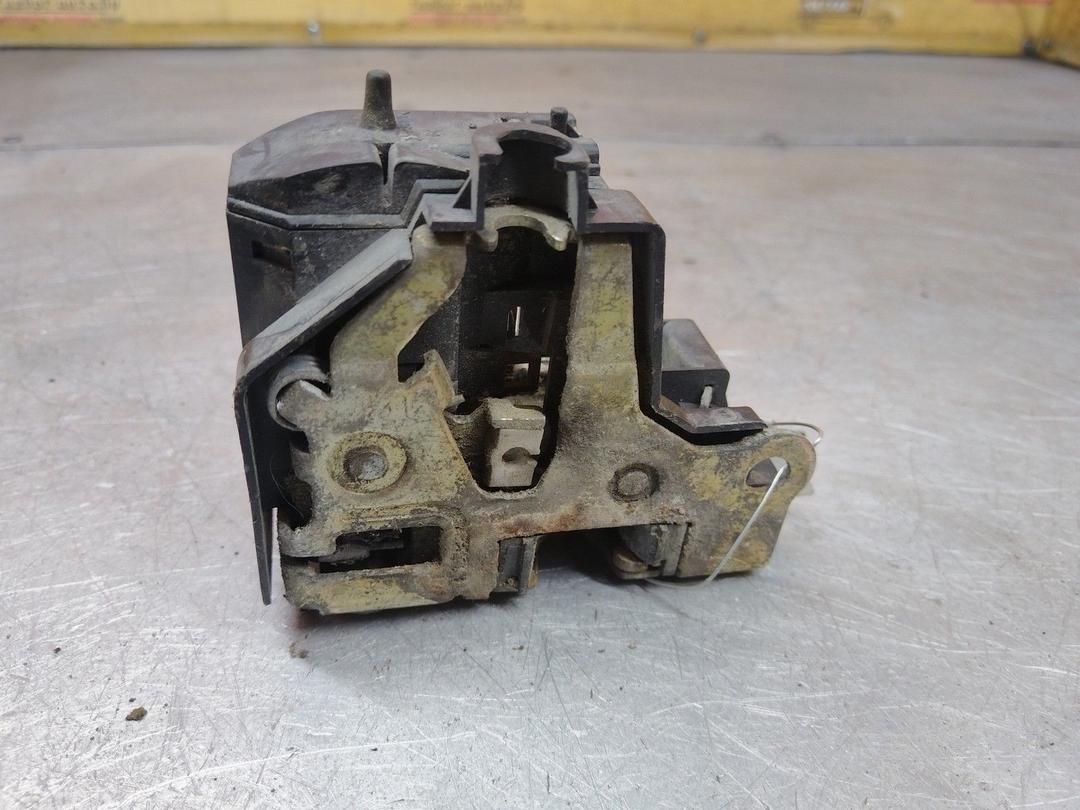 Замок двери задней левой O5B7TK Renault Scenic купить с доставкой