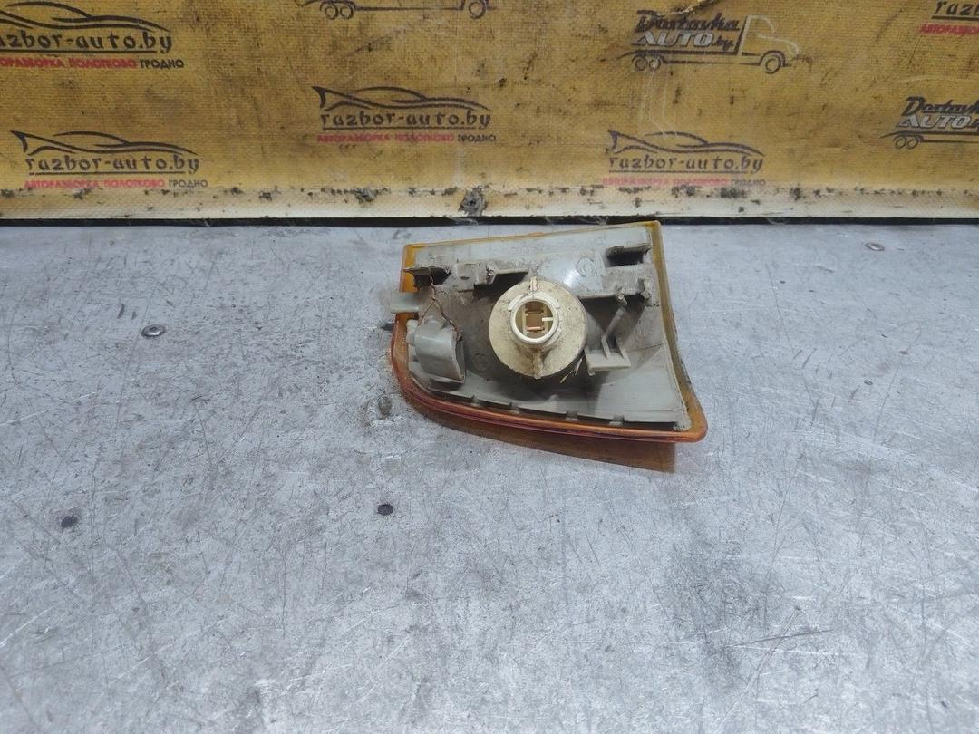 Поворотник левый 3BW75E Audi 80 купить в магазине запчастей бу