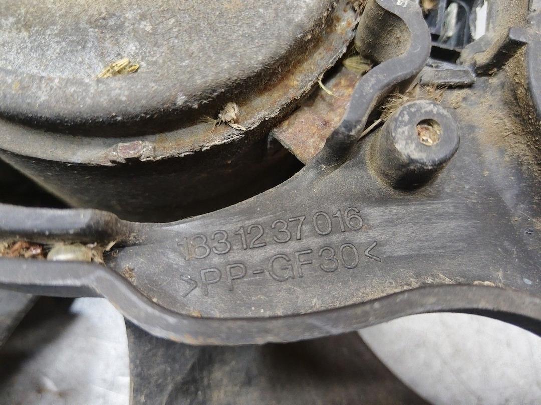 Вентилятор радиатора TDLYJL Peugeot Partner купить в магазине запчастей бу