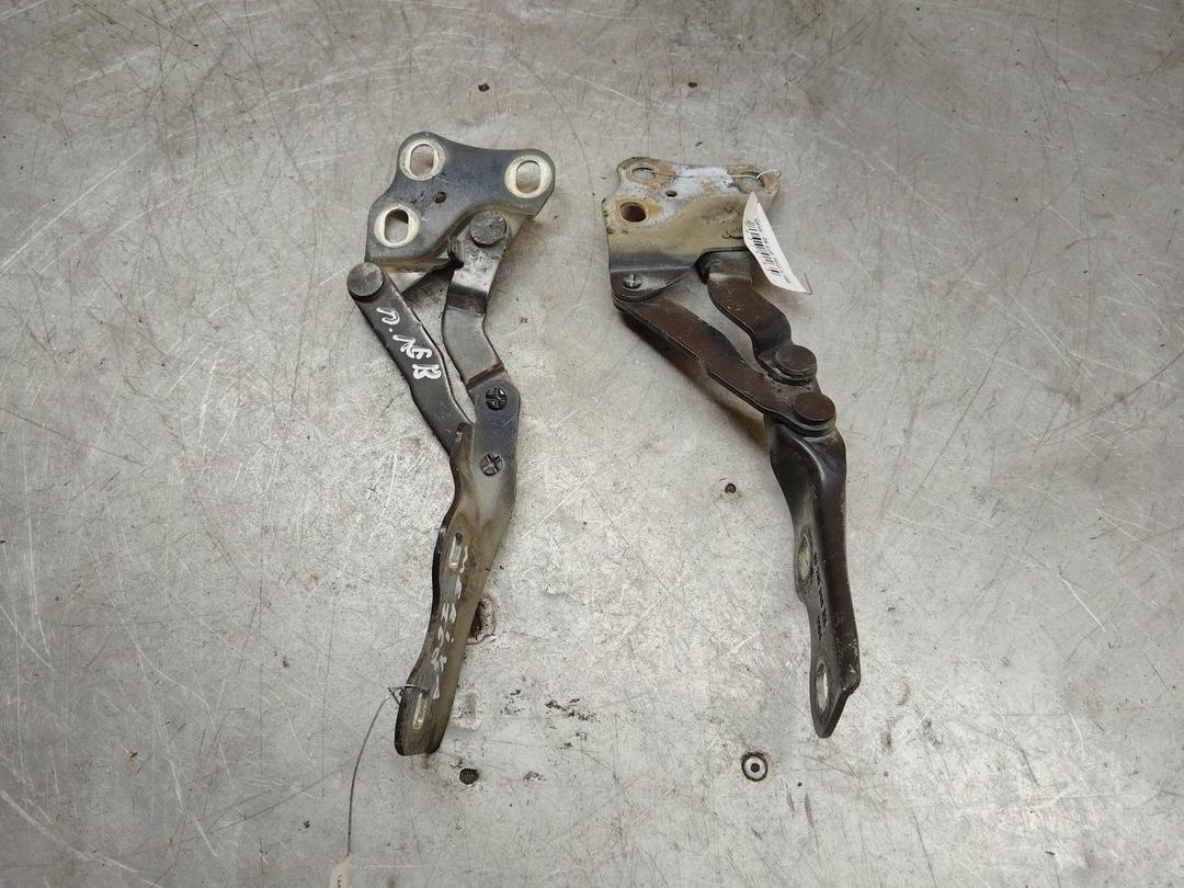 Петля капота AU2MDB Opel Meriva - Фото 2