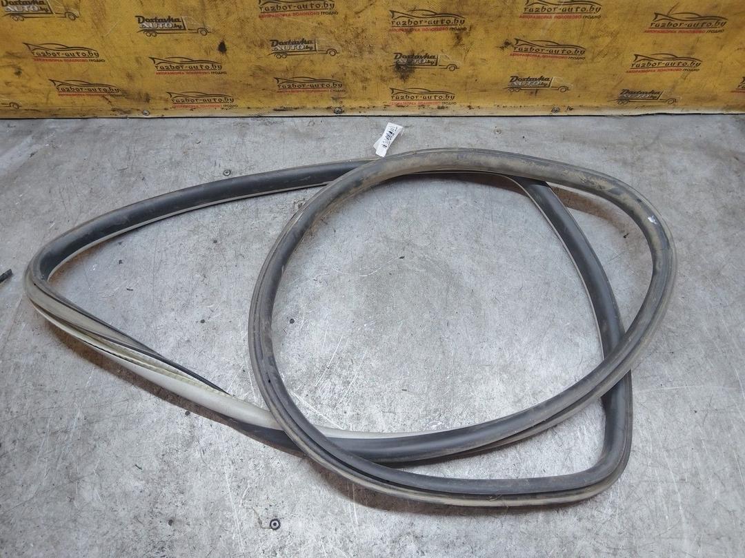 Уплотнитель двери задней левой 0D6K1F Skoda Fabia купить в магазине запчастей бу