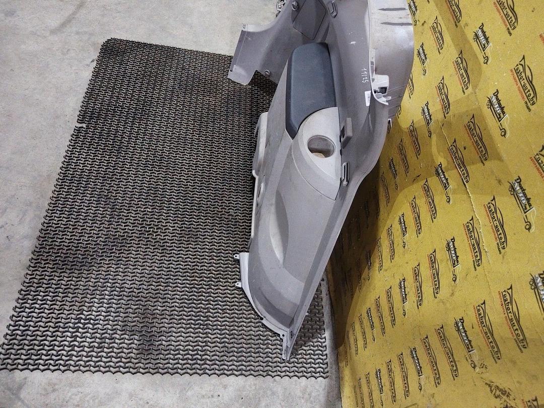 Обшивка багажника IYPUWO Mitsubishi Grandis купить в магазине запчастей бу