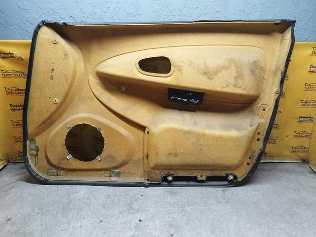 Обшивка двери передней левой (дверная карта) D1L2IT Mitsubishi Carisma купить на авторазборке