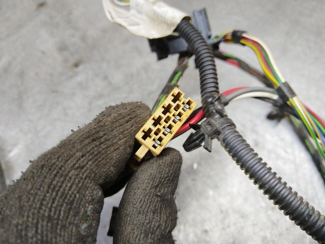 Проводка двери задней правой F3O1NI Saab 9-3 купить в магазине запчастей бу