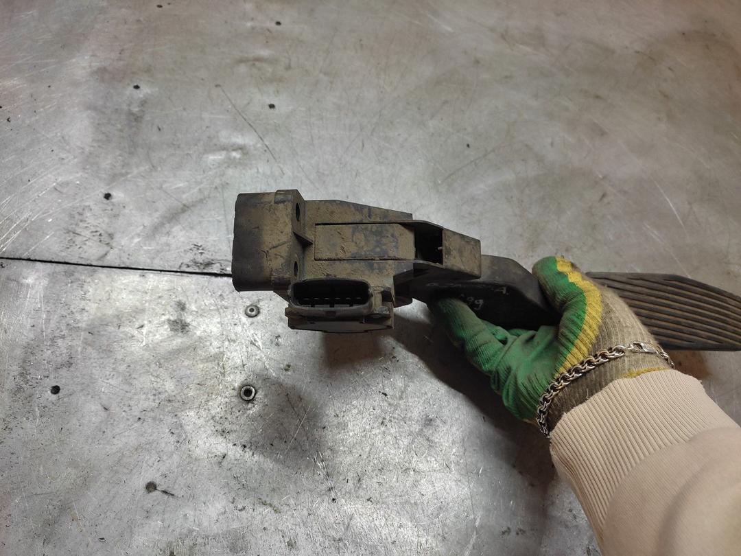 Педаль газа PI5VQV Opel Zafira купить