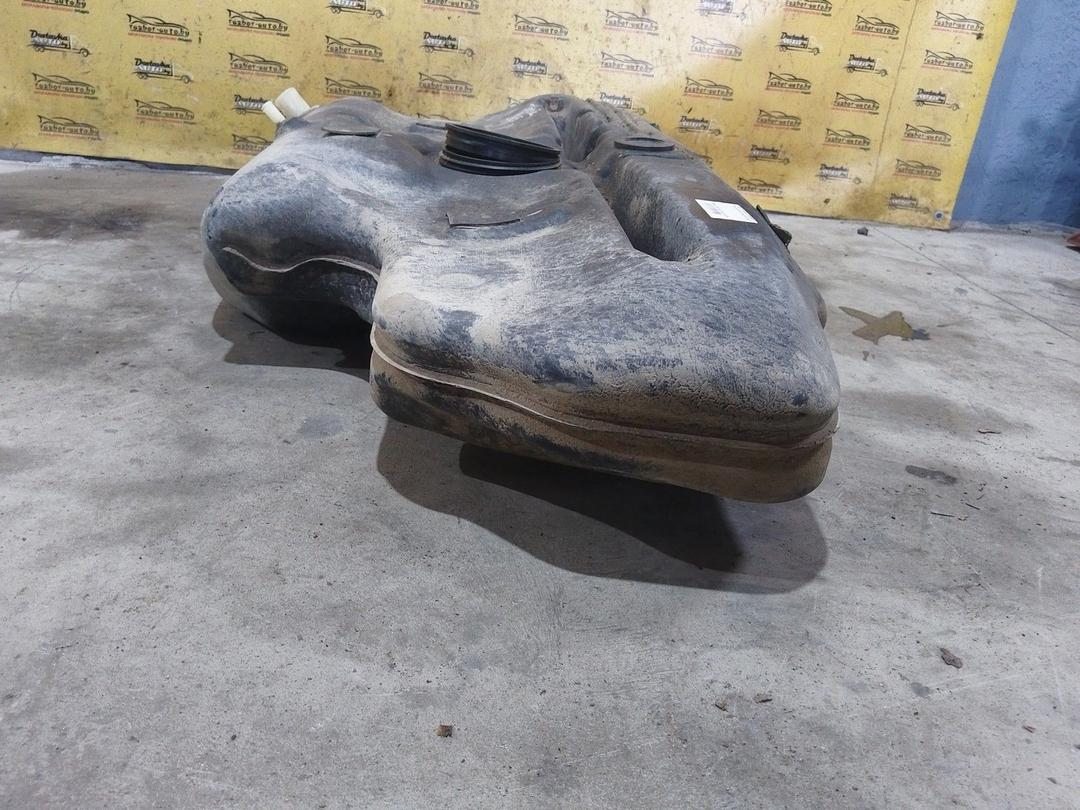 Бак топливный 8WRNKR Toyota Corolla купить в магазине запчастей бу