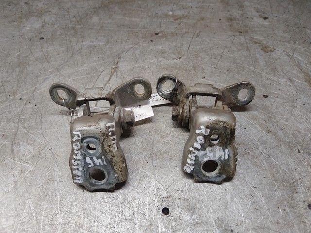 Петля двери передней правой 15FWHU Skoda Roomster купить