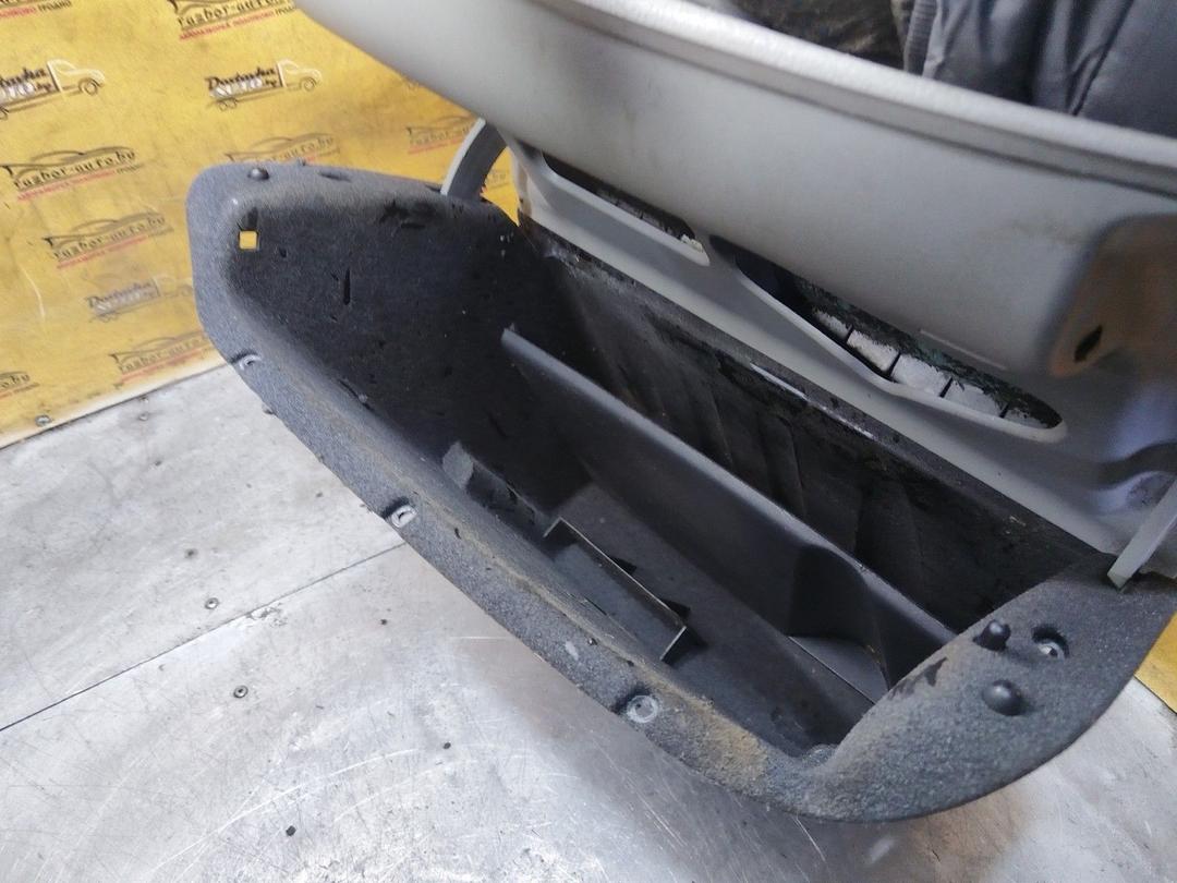 Бардачок SOW0B9 Citroen C5 купить в магазине запчастей бу