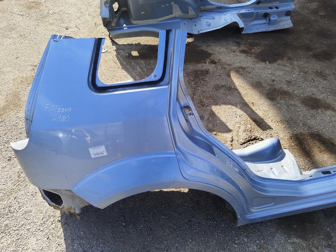 Крыло заднее правое J8J9CV Ford Fiesta купить