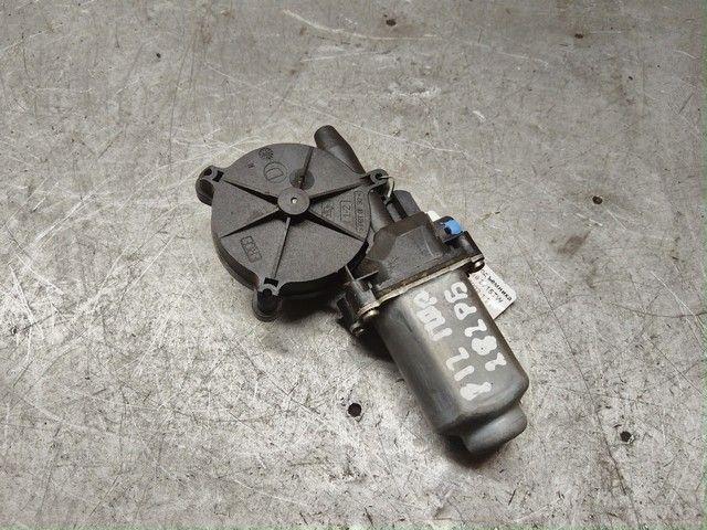 Моторчик стеклоподъемника передний правый 8715TW Nissan Primera - Фото 1