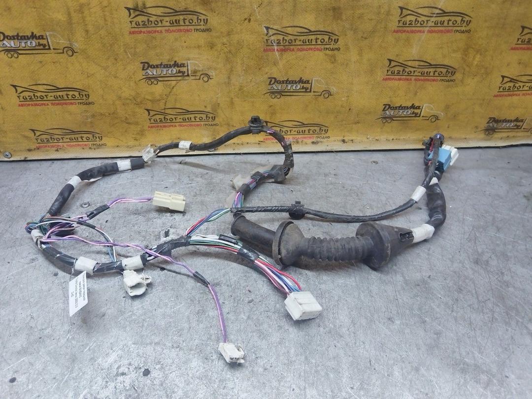Проводка двери передней левой SWEAW2 Toyota Corolla Verso купить в магазине запчастей бу
