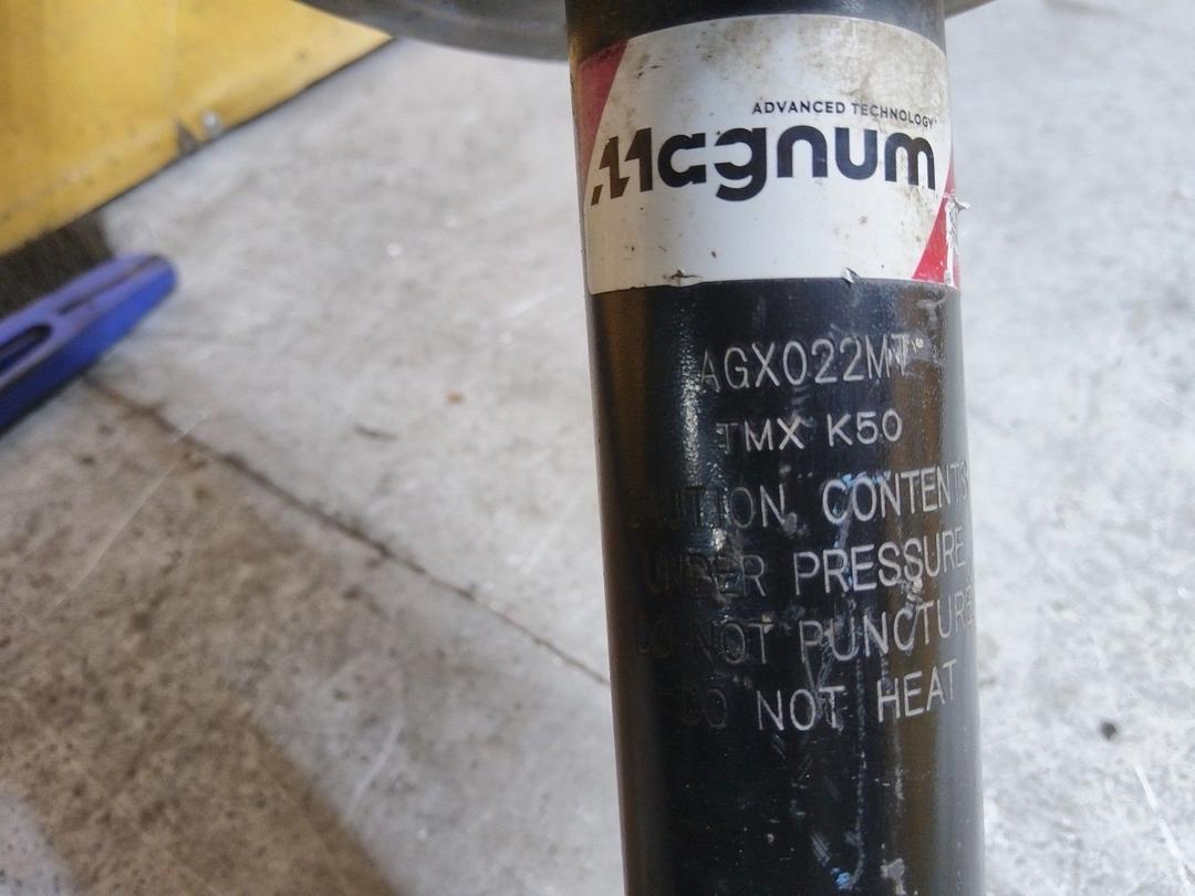 Амортизатор передний правый PM1YHY Opel Astra - Фото 7