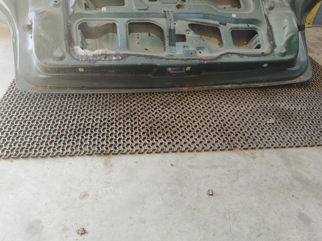 Крышка багажника (дверь 3-5) 4VISLE Kia Carnival undefined