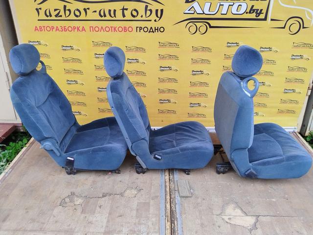 Сиденье заднее RRJYF4 Renault Scenic купить в магазине запчастей бу