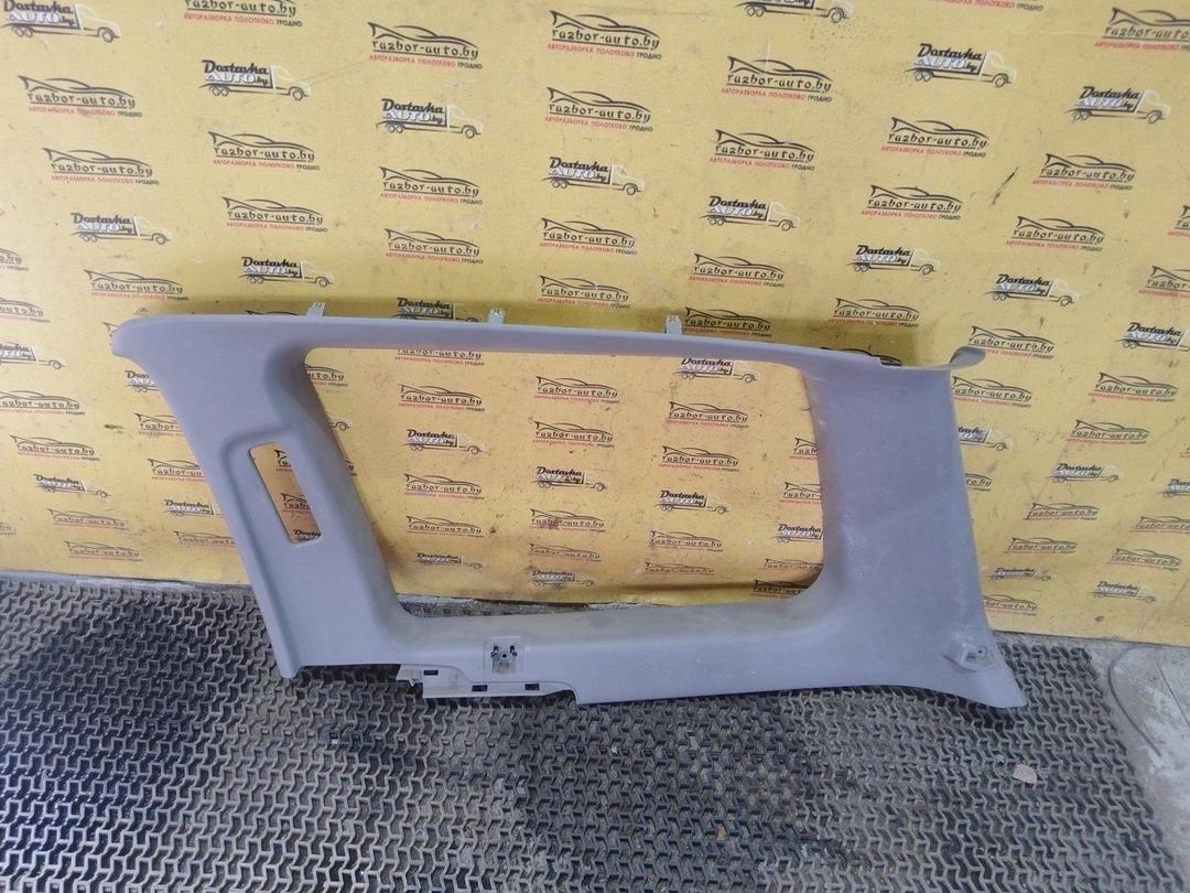 Обшивка стойки задней правой 8R6DMX Subaru Forester