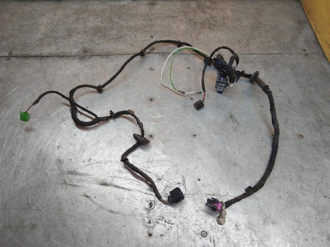 Проводка двери передней правой C024L8 Volkswagen Golf - Фото 1