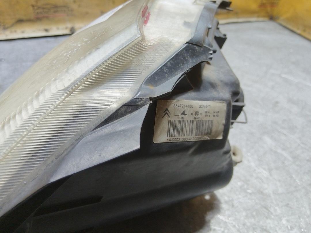 Фара левая Z8TKJY Citroen C3 undefined