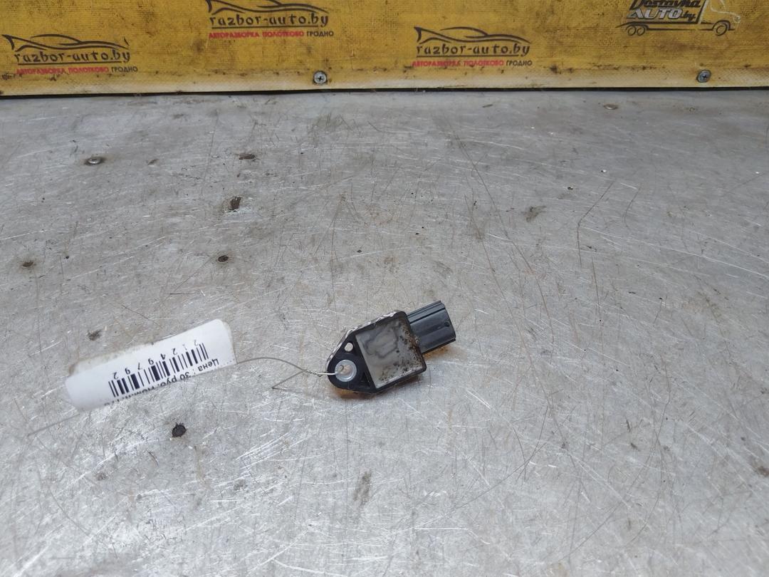 Датчик удара 1TXTWN Toyota Avensis купить