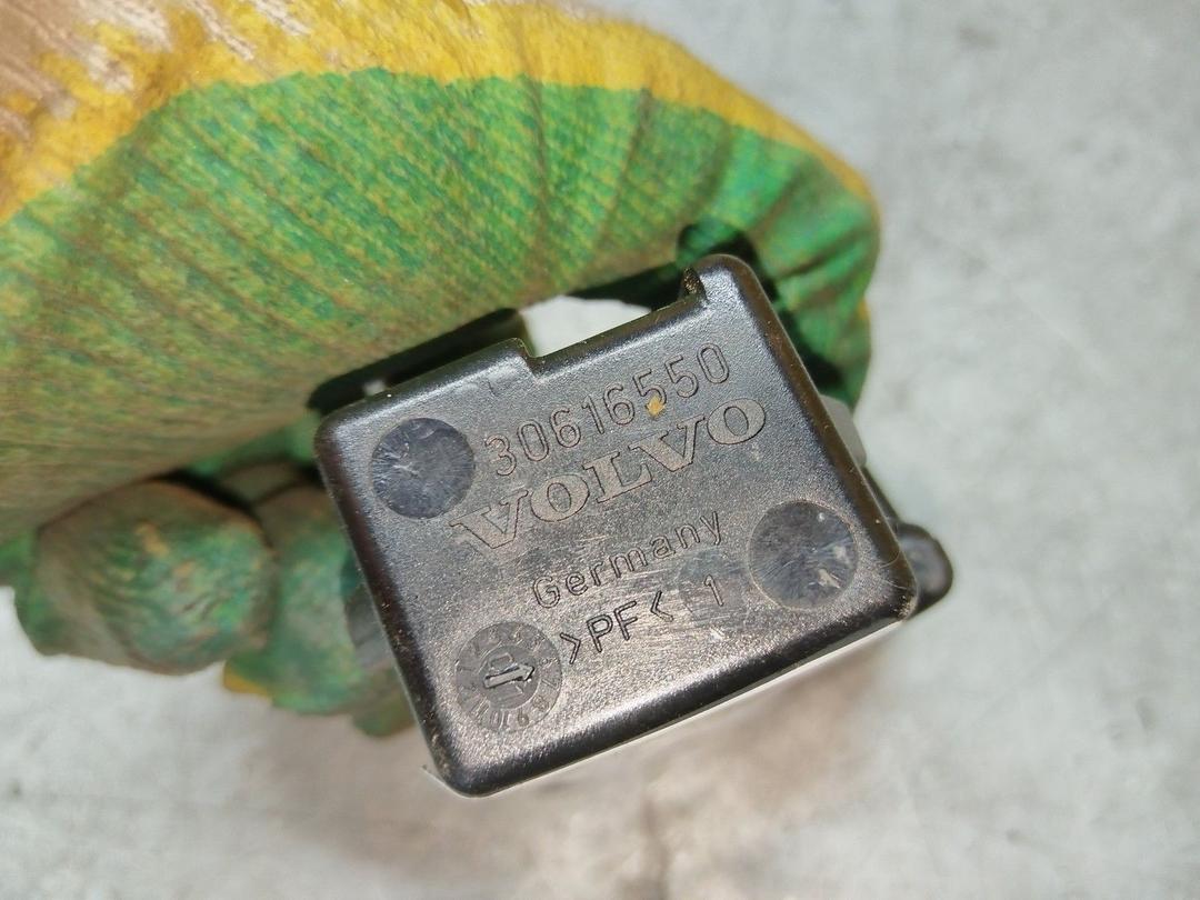 Пепельница JF4PRJ Volvo V40 купить с доставкой