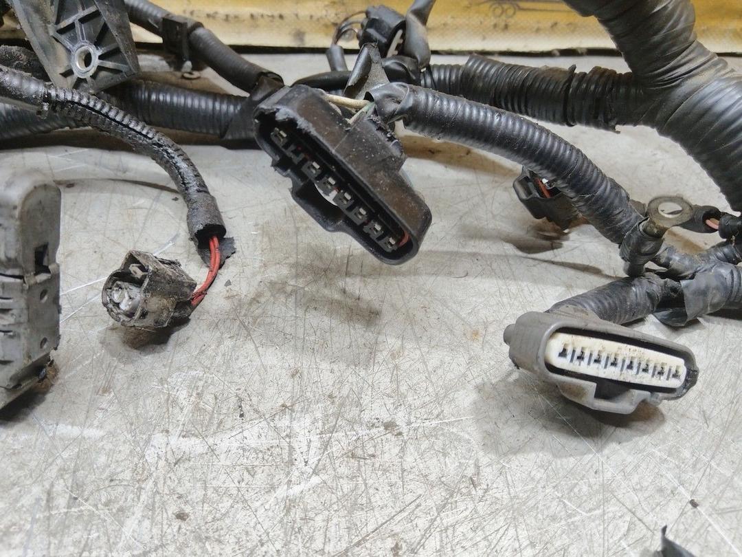 Проводка двигателя HVXXSK Toyota Avensis - Фото 3