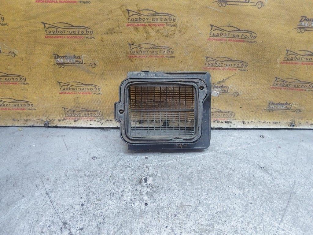 Корпус салонного фильтра 4A2H4W Audi 80 - Фото 1