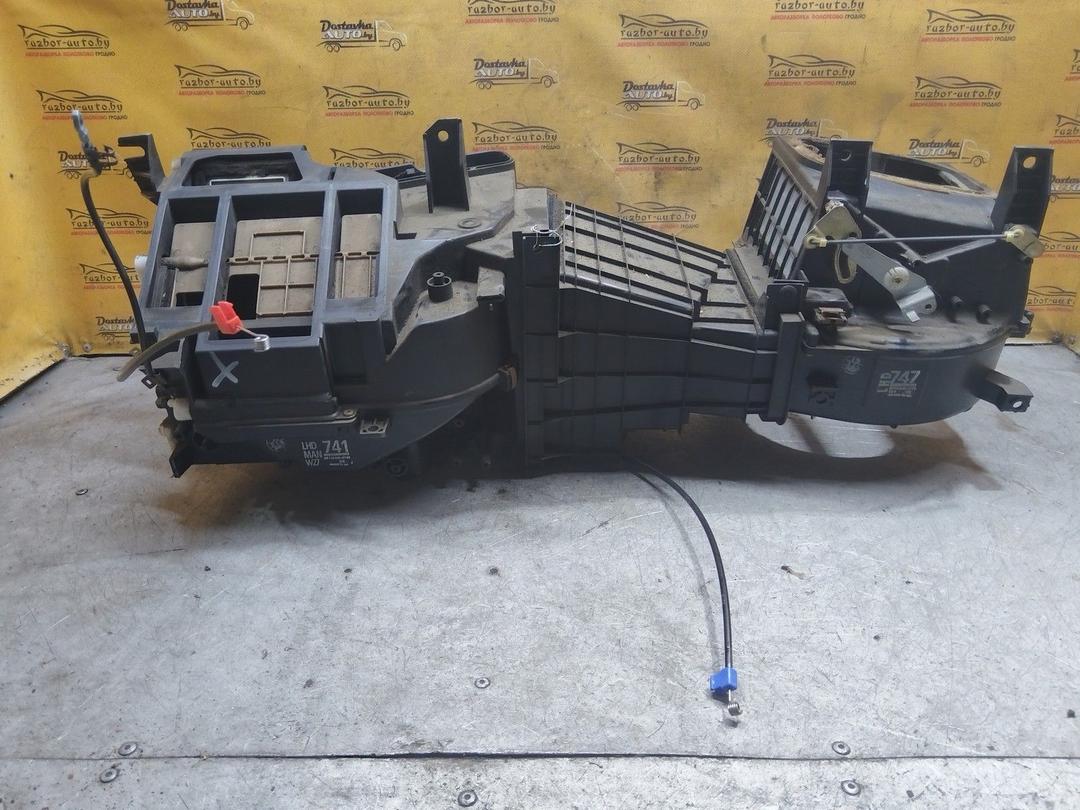 Корпус отопителя (печки) EWO57K Mitsubishi Carisma undefined