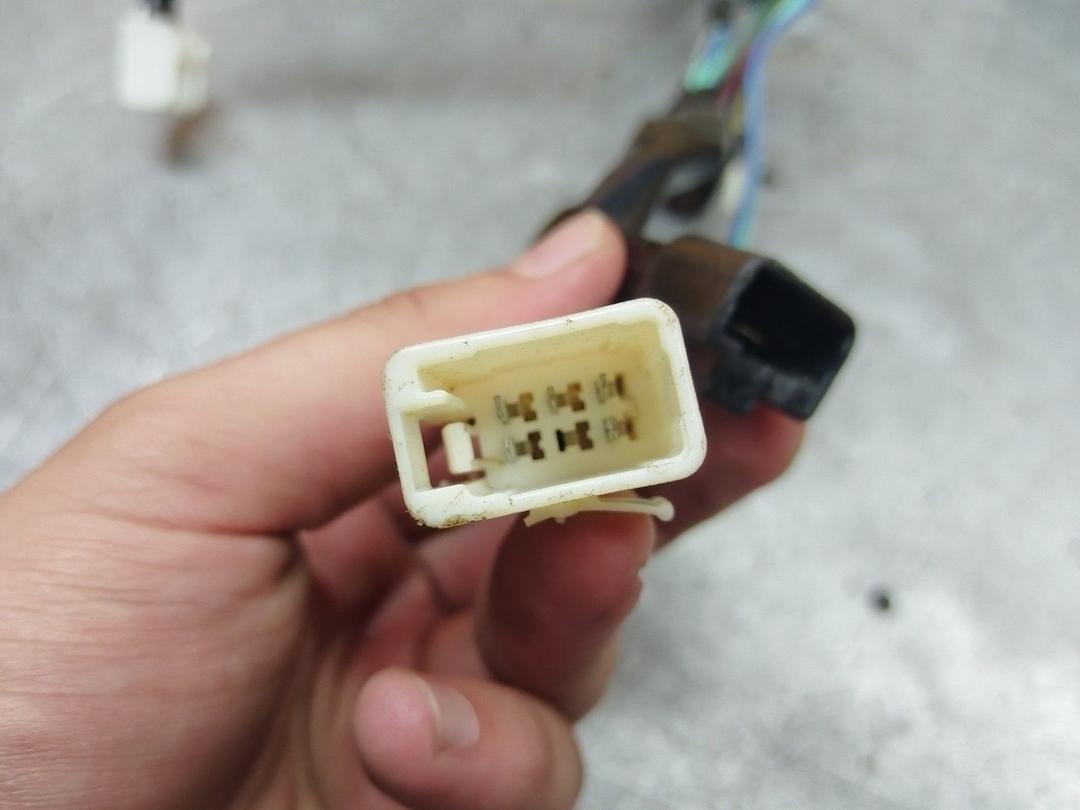 Проводка двери передней правой J2A2CR Toyota Avensis Verso - Фото 2