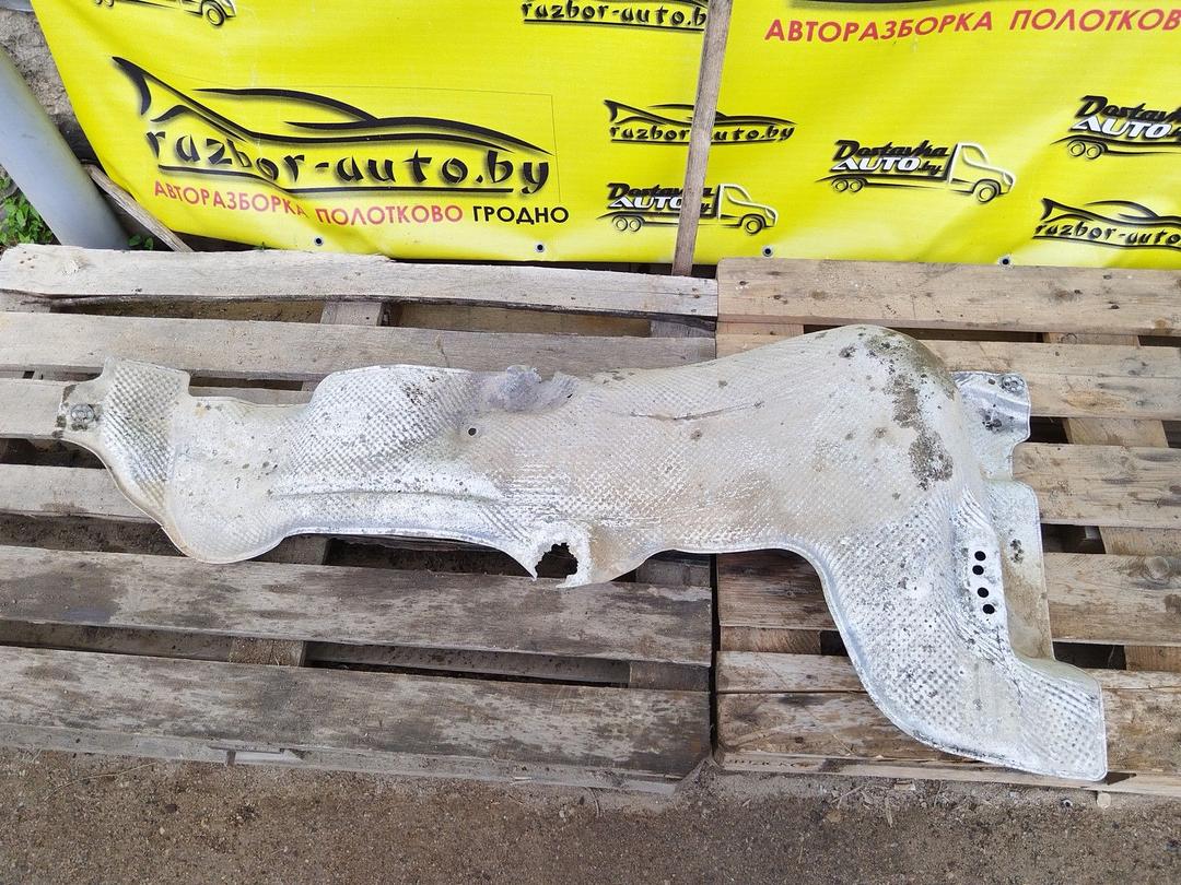 Тепловой экран глушителя 3LKX84 Volkswagen Passat undefined