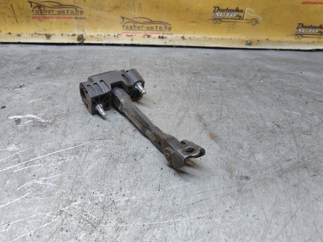 Ограничитель открывания двери задней LET54C Volvo XC70 купить с доставкой. Огромный выбор запчастей и марок авто. У нас есть практически все.