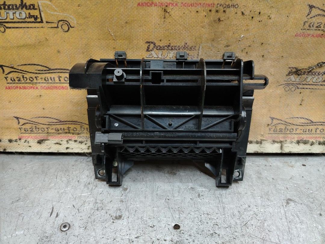 Пепельница QN3M26 Audi A4 - Фото 3