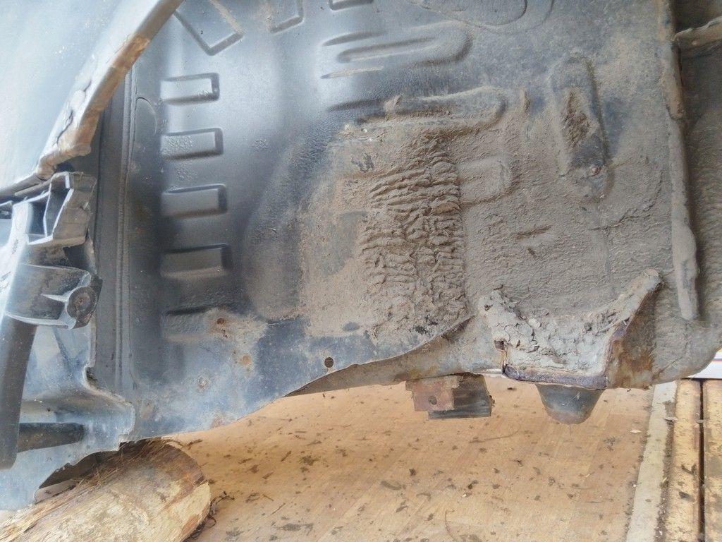 Крыло заднее правое 6H0Y0B Renault Laguna undefined