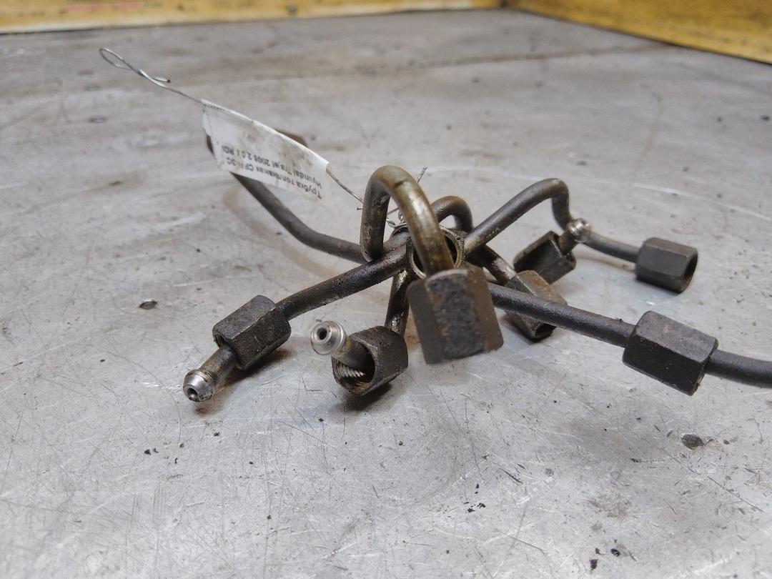 Трубка топливная CFF03C Hyundai Trajet купить в магазине запчастей бу