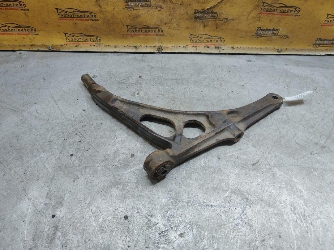 Рычаг передний правый MC2UM8 Peugeot 405 купить с доставкой