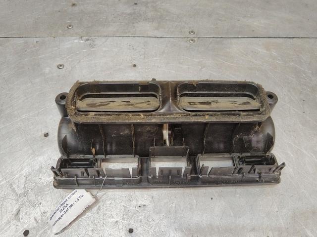 Дефлектор обдува салона 3XJ0LA Volkswagen Golf купить с доставкой