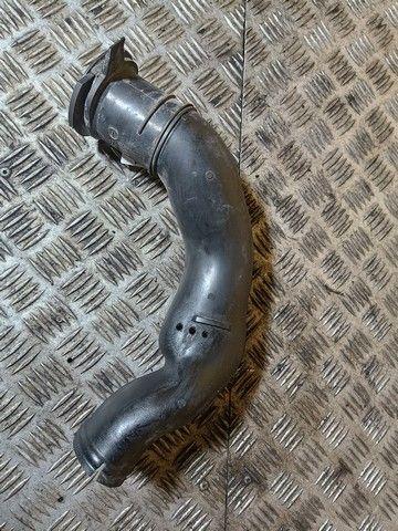 Патрубок воздушного фильтра UD9FI9 Peugeot 406 - Фото 2