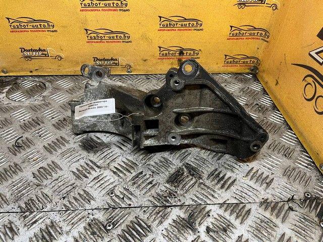 Кронштейн генератора Q08CW1 Renault Scenic - Фото 1