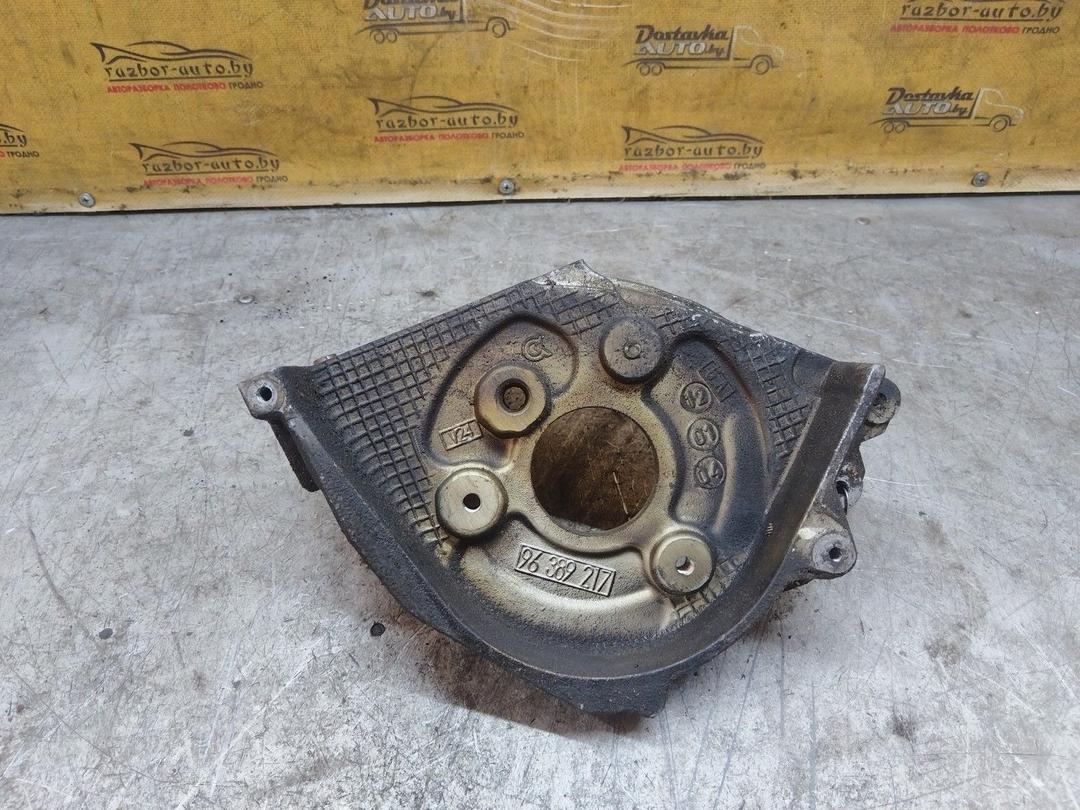 Крепление ТНВД FIWB9Y Peugeot 406 купить в магазине запчастей бу