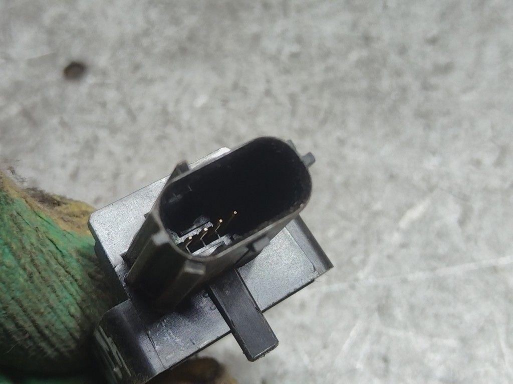 Датчик удара DL2H5W Toyota Corolla Verso - Фото 5