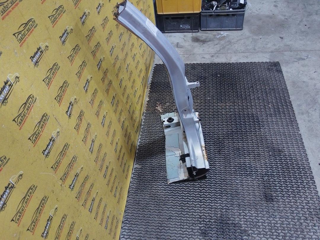 Стойка кузовная центральная правая FIIGFS Renault Clio undefined