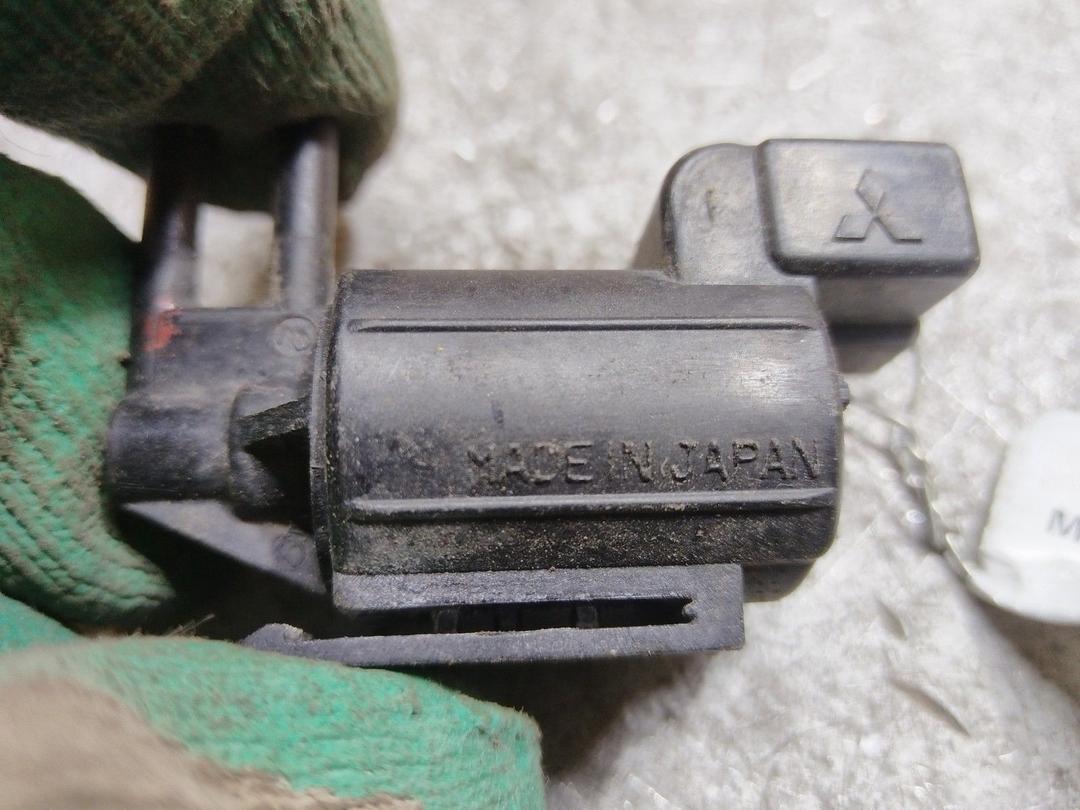 Клапан электромагнитный HOIO8O Mitsubishi Carisma купить на авторазборке