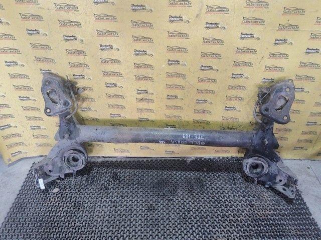 Балка подвески задняя O3H8M8 Opel Corsa
