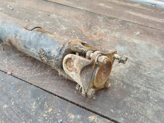 Карданный вал L80FMV Subaru Forester undefined