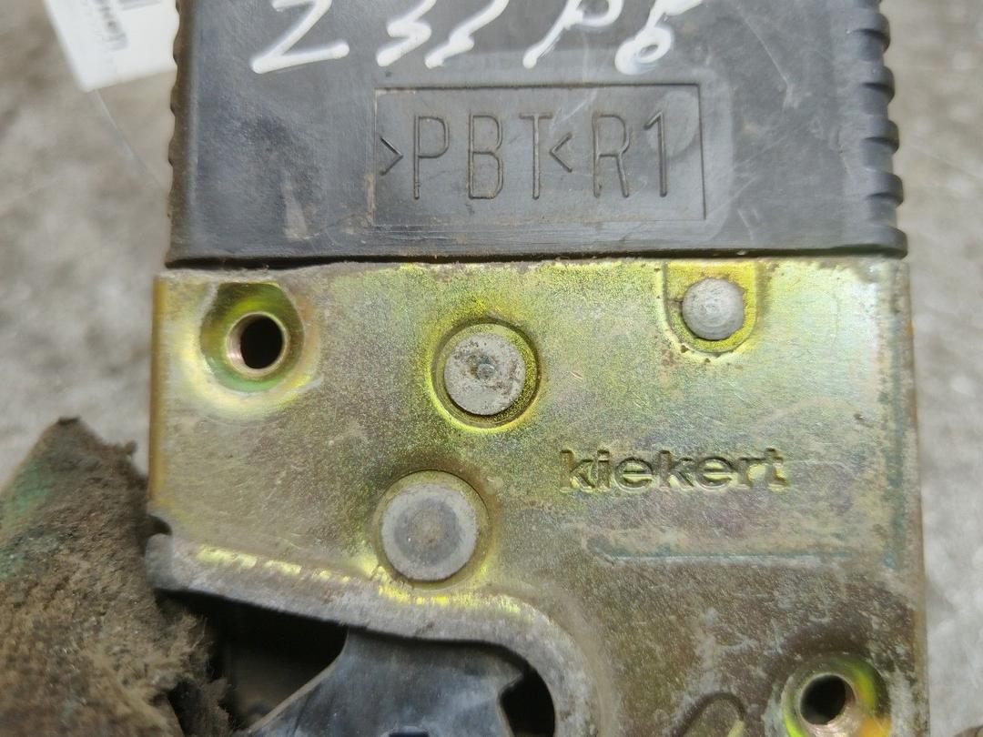 Замок двери задней правой KJ63JT Peugeot 306 купить в магазине запчастей бу