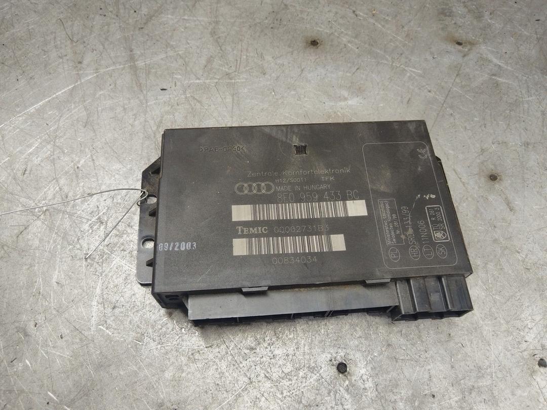 Блок комфорта EN699H Audi A4 - Фото 1