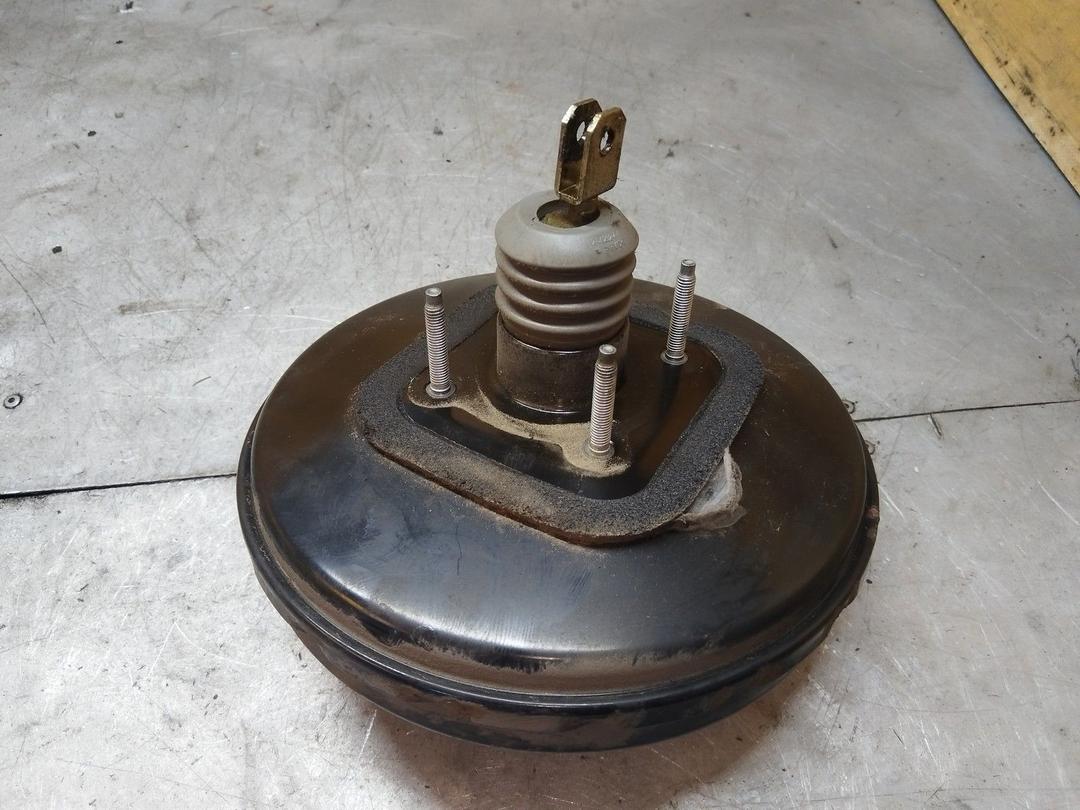 Вакуумный усилитель тормозов UQ8C9S Citroen Xsara Picasso купить в магазине запчастей бу