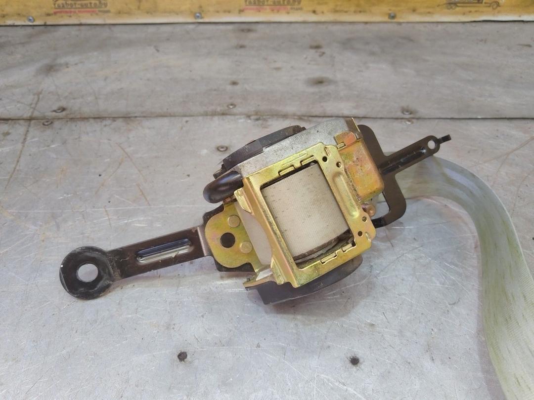 Ремень безопасности передний правый E4LVX9 Nissan Primera купить