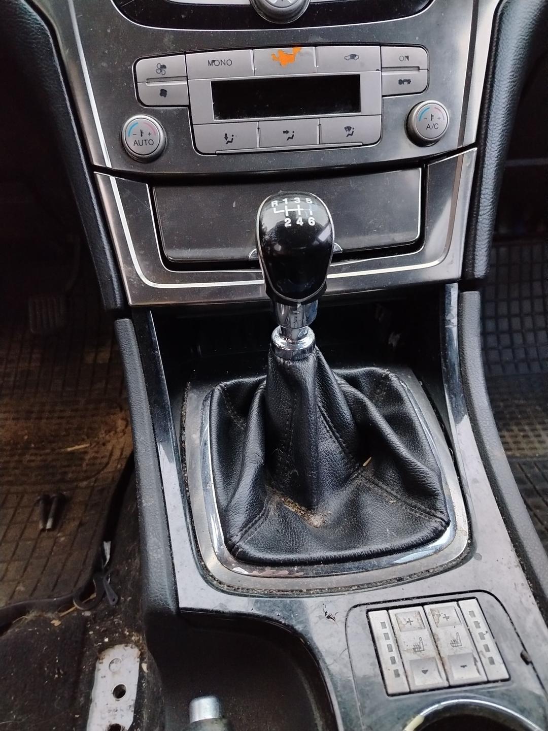 Кулиса CHAEIA Ford Mondeo