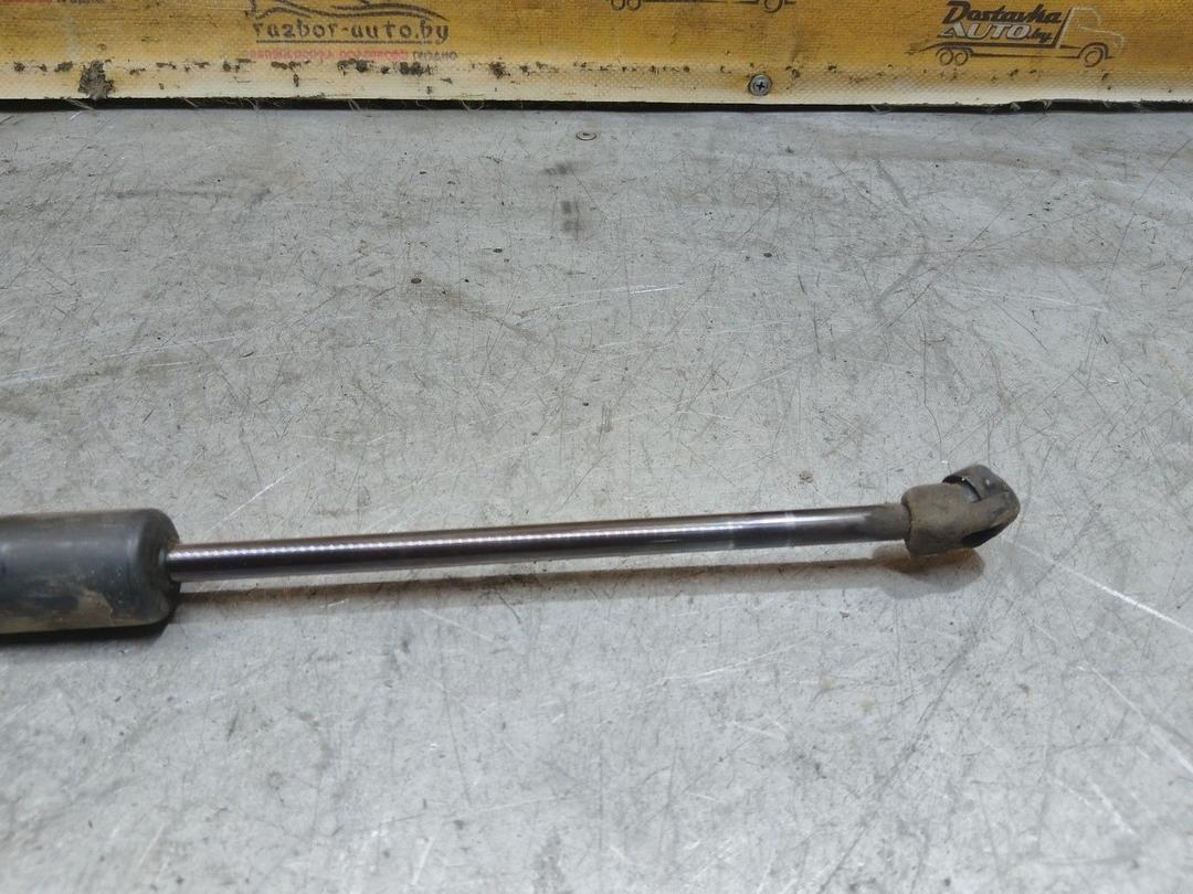 Амортизатор крышки багажника (3-5 двери) ZCFGG9 Ford Galaxy купить