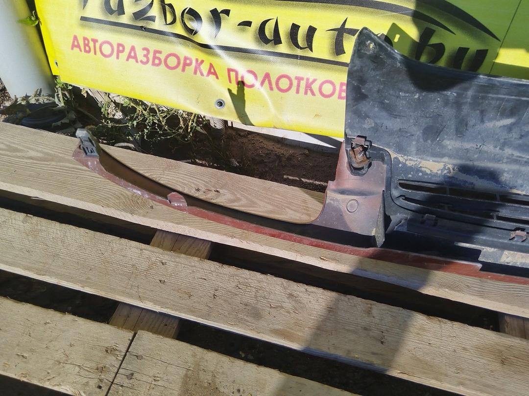 Решетка радиатора DLY75S Renault Clio undefined
