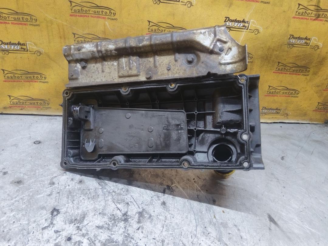 Клапанная крышка M0NU5M Renault Clio - Фото 5